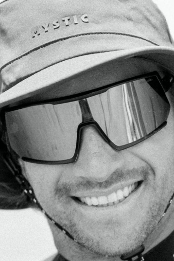 Dirty Habits - Ride Non-Polarised Watersports Sunglasses
